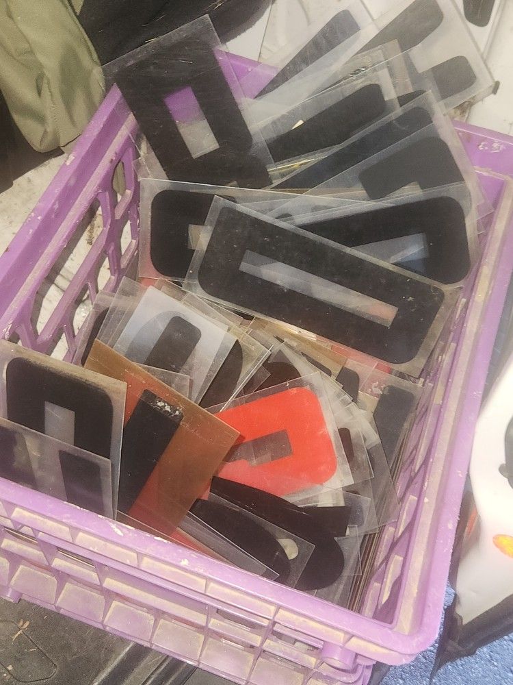 9-in Plastic Marquee Letters And Numbers
