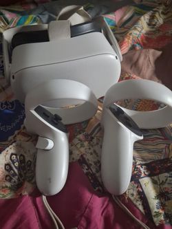 VR headset white normal