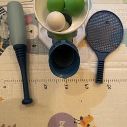 Little Tikes 2-in-1 Pop 'n Pitch Trainer, Outdoor Sports Experience