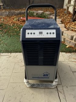 IDEAL-AIR PRO SERIES DEHUMIDIFIER, 100 Pint