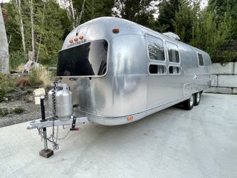 1973 Airstream 29’ Ambassador Camping Trailer