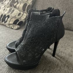 Black Heels Size 11