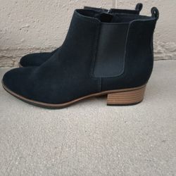 BLACK SUEDE ANKLE BOOTS WOMEN'S SIZE 7.5