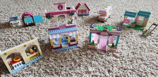 Miscellaneous Female Legos