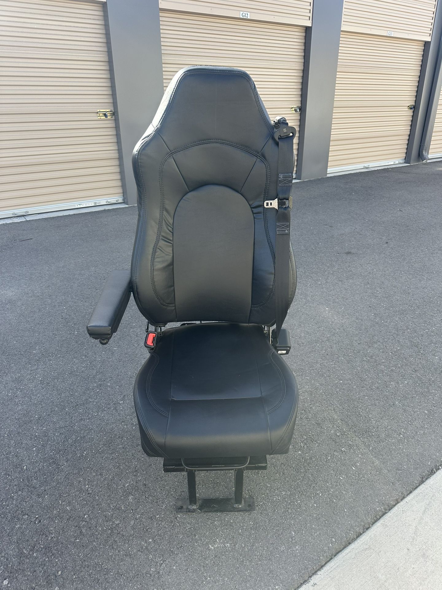 USSC VALOR Black Leather Commercial Truck Seat ~ First Responder ~ CAN DELIVER!!