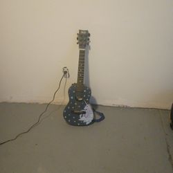 Small GuitR