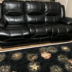 Black Sofa Set 7 Seats Used In Good Condition 
