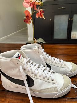 Nike Blazer Mid White Black Sneakers