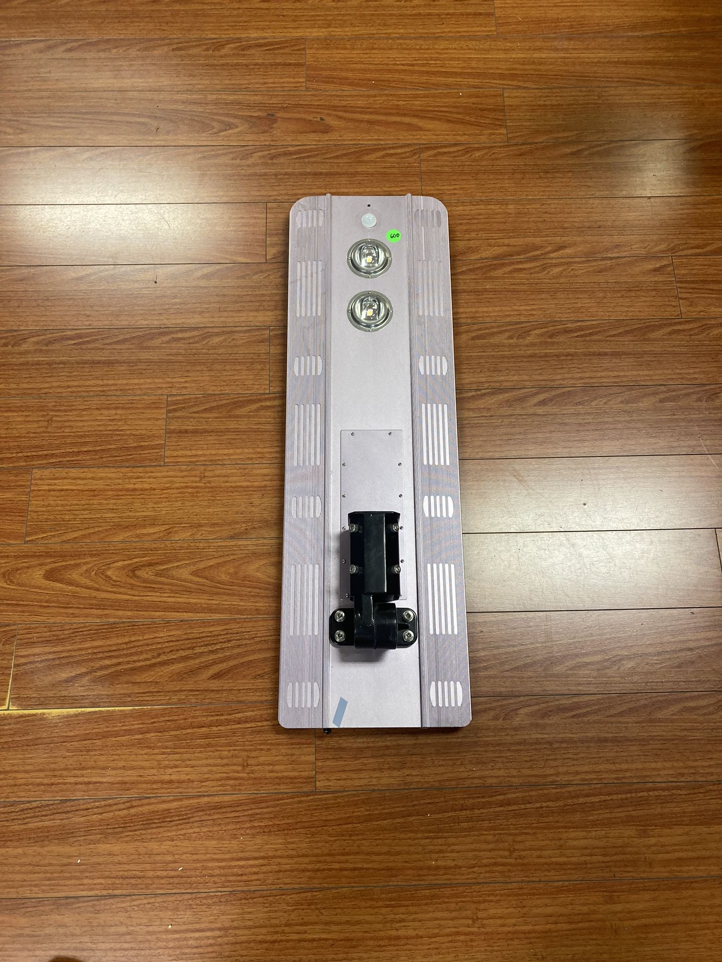 eLEDing 20W 5th Gen Solar Hybrid LED Streetlight