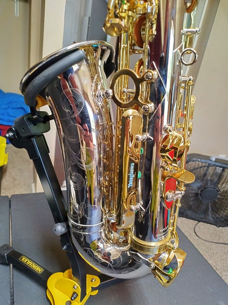 Yanagisawa Saxophone