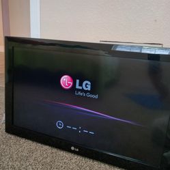LG 32 Inch TV