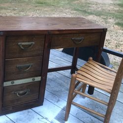 Beautiful Antique Desk & Chair 41x31x18