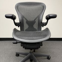 Herman Miller Aerons Size A Fully Loaded With Posturefit