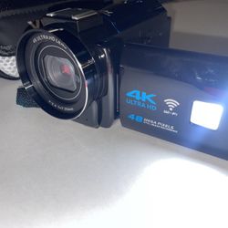 Video camcorder 4K with remote