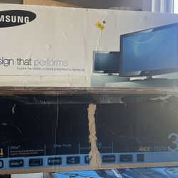 Samsung LN32A450 32” Flat Panel Series 4 LCD HDTV - Black