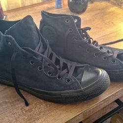 Size 12 REAL CONVERSE CHUCK TAYLORS RETAILS FOR $59.99
