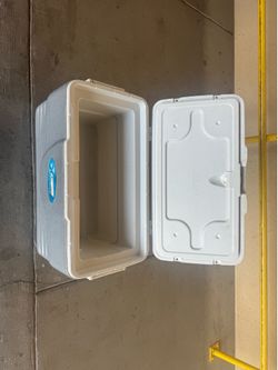 Coleman Xtreme Cooler Ice Chest