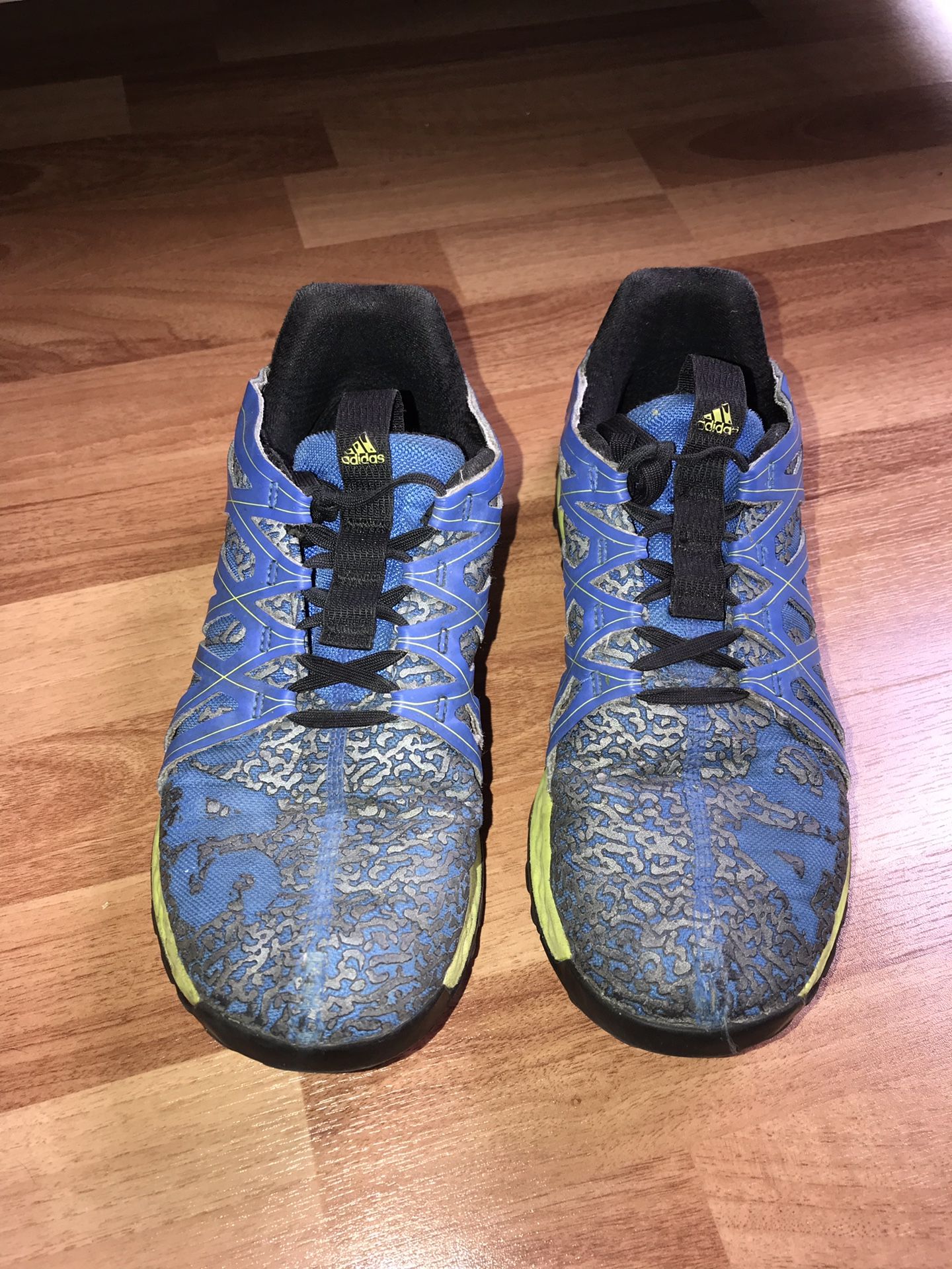 Adidas Sneakers Sz 7