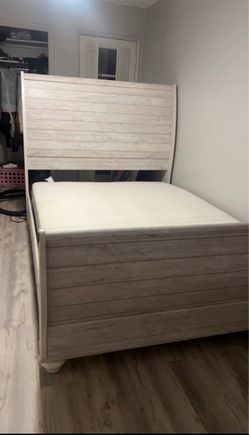 Sleigh bed frame
