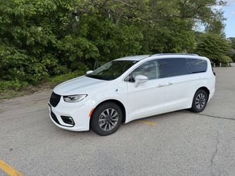 2021 Chrysler Pacifica Hybrid