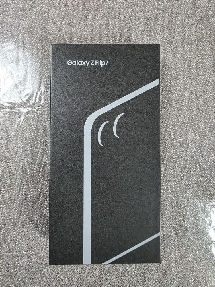 Samsung Galaxy Flip 7 512 GB (SM-F766U1)