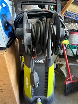 Power water hose