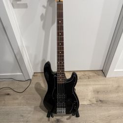 Fender precision bass Guitar 