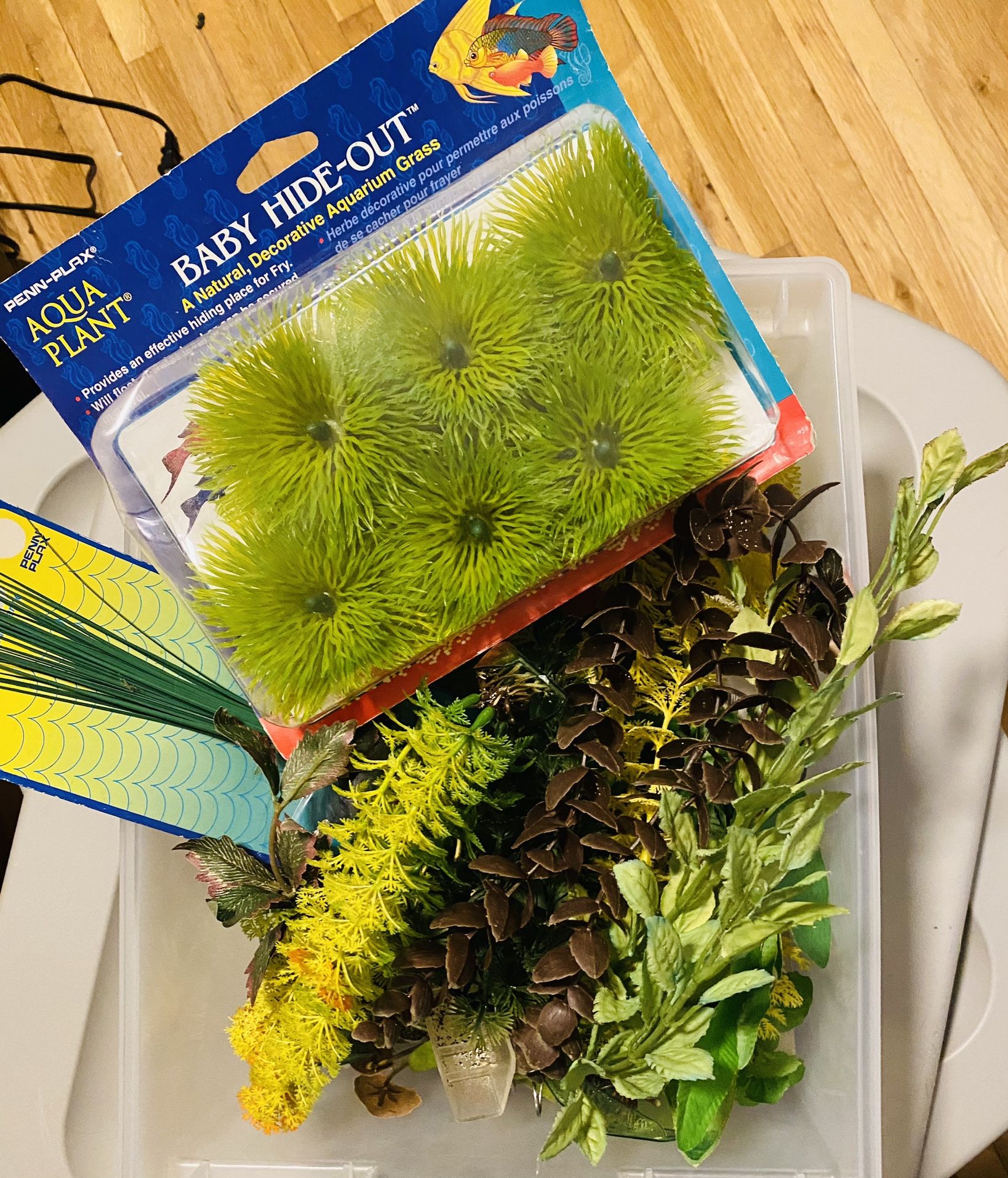 AQUARIUM SUPPLIES