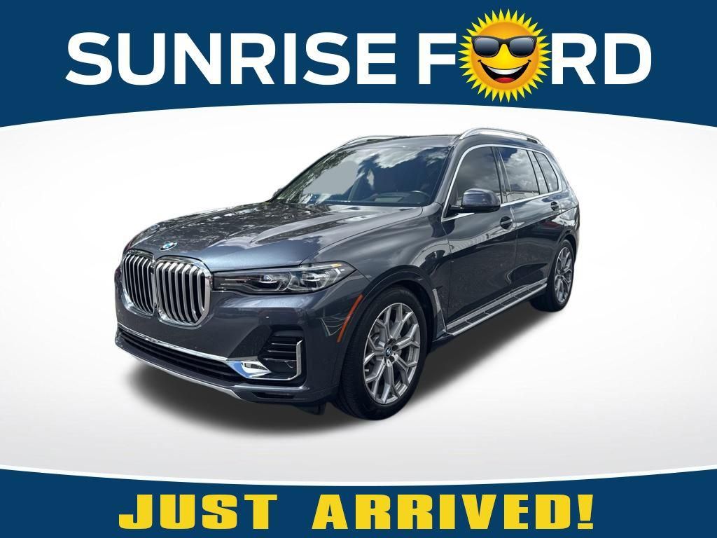 2022 BMW X7