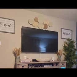 65in Insignia Smart Fire TV.... Like New!