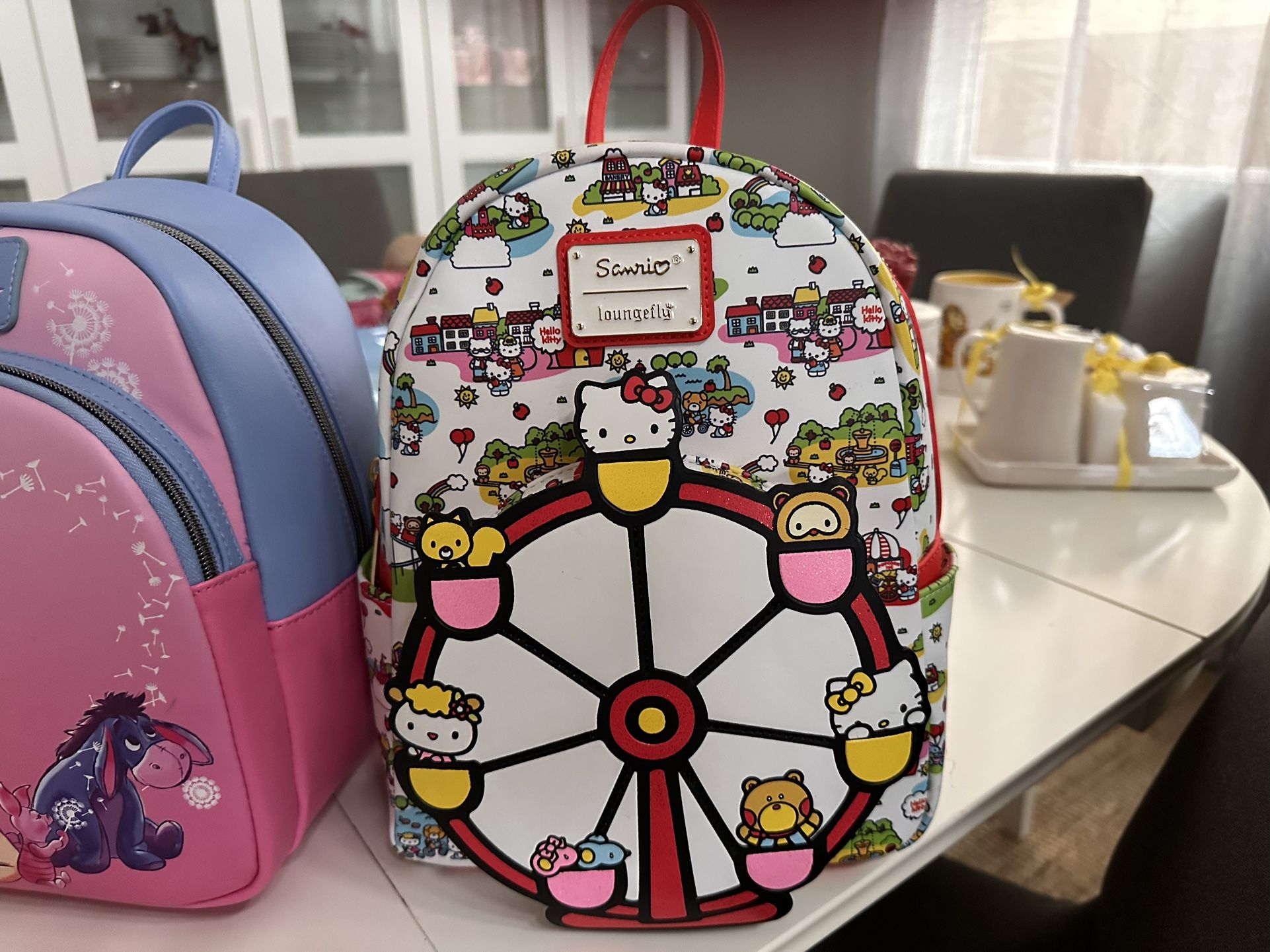 Disney/Hello Kitty Lounge Fly Backpack