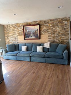 FREE DELIVERY — Designer Oversized Deep Seat Sofa
