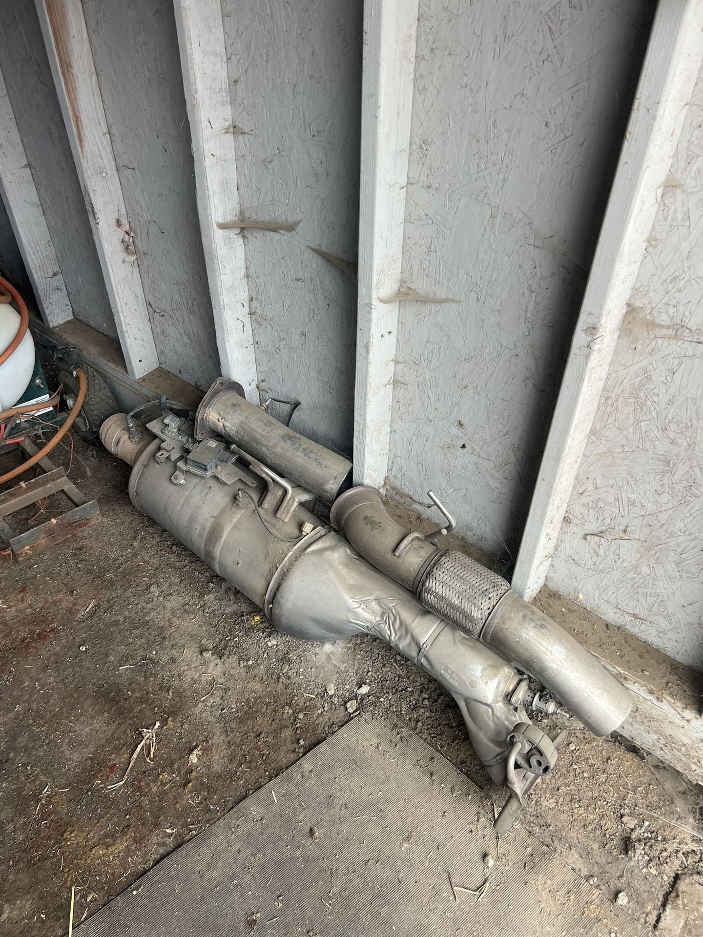 Exhaust. Cummins 4gen