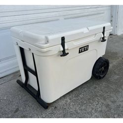 YETI Tundra Haul Wheeled Hard Cooler White, New