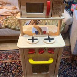 Available 🔻Wooden Play Kitchen With Play Food, dishes
