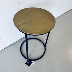 Gold/Black Metal 20/23inch Round Table