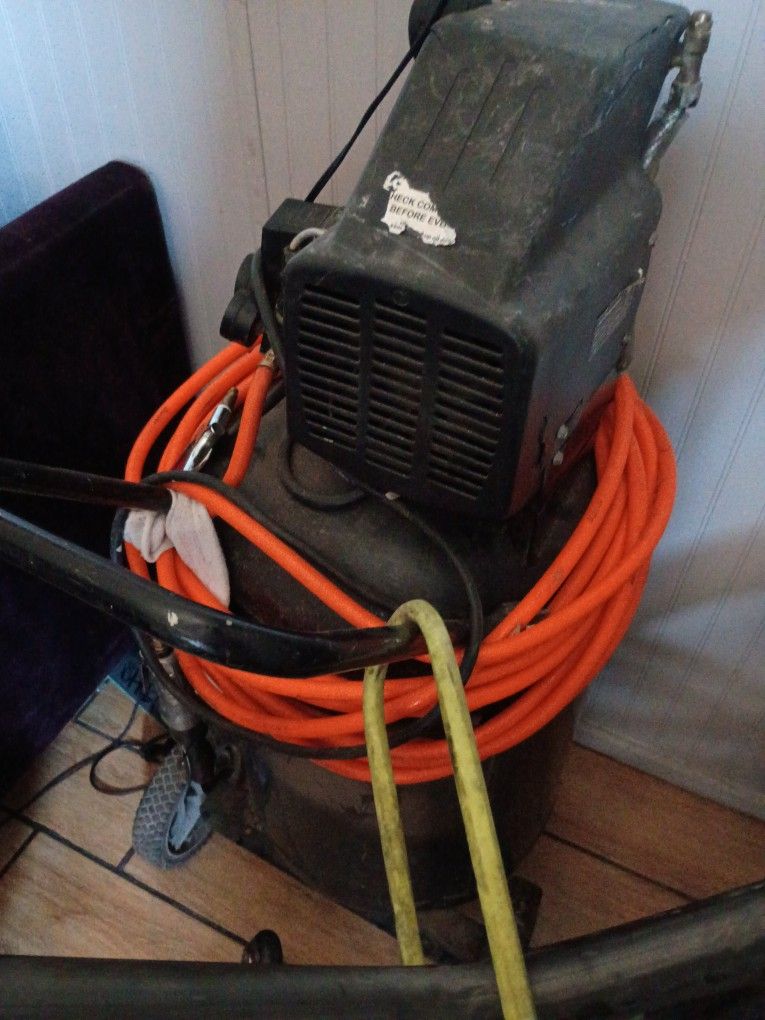 Air Compressor 