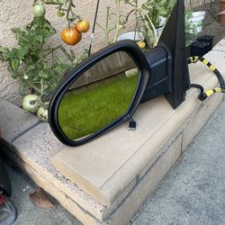09 Chevy Driver Side Mirror And 