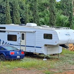 2000 29 FOOT Weekend Warrior 