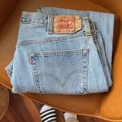 Men Levi’s Blue Jeans