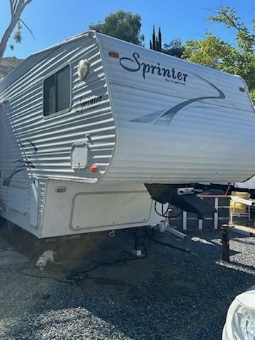 2003 Sprinter 5th Wheel Travel Trailer 