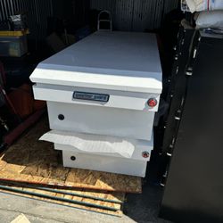 2 Sheathed Guard Took Box