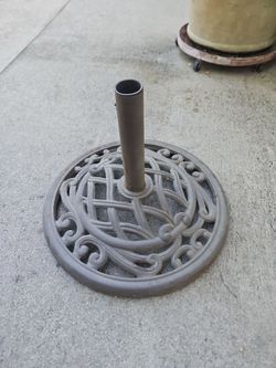 Cast iron umbrella stand