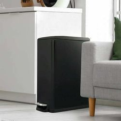 13.2 Gallon Slim Trash Can, Stainless Steel Kitchen Step Garbage Can, Black