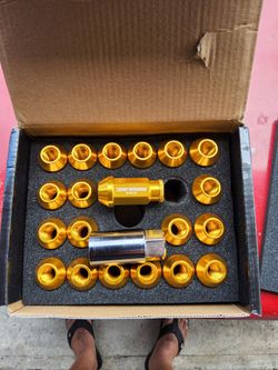 Brand New JDM RACING 12X1.50 Lug Nuts