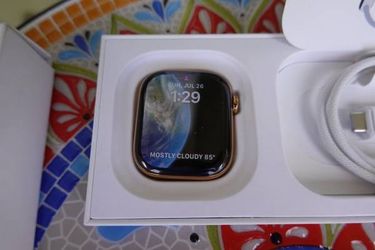 Apple Watch Series 10 – 42mm Titanium (Excellent Condition)
