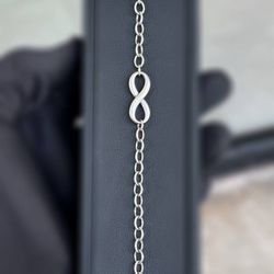 Jewelry Tiffany & and Co 925 sterling silver 7.25” infinity charm bracelet 🐳