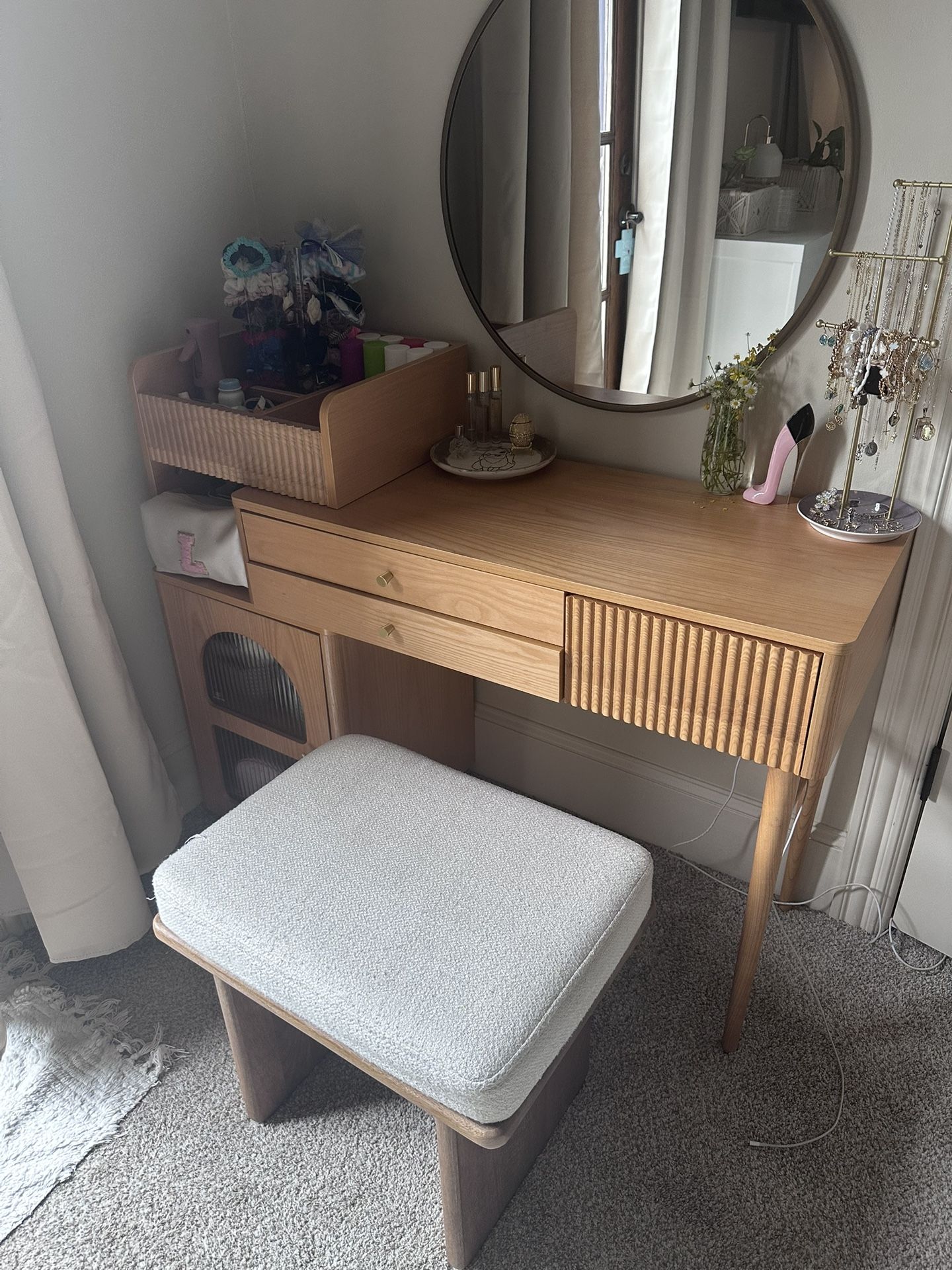 Girls Wooden Vanity With Mirror And Stool