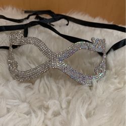 Two Tone Crystal Mask