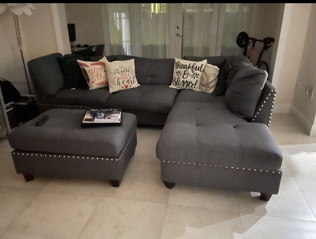 Sectional sofa